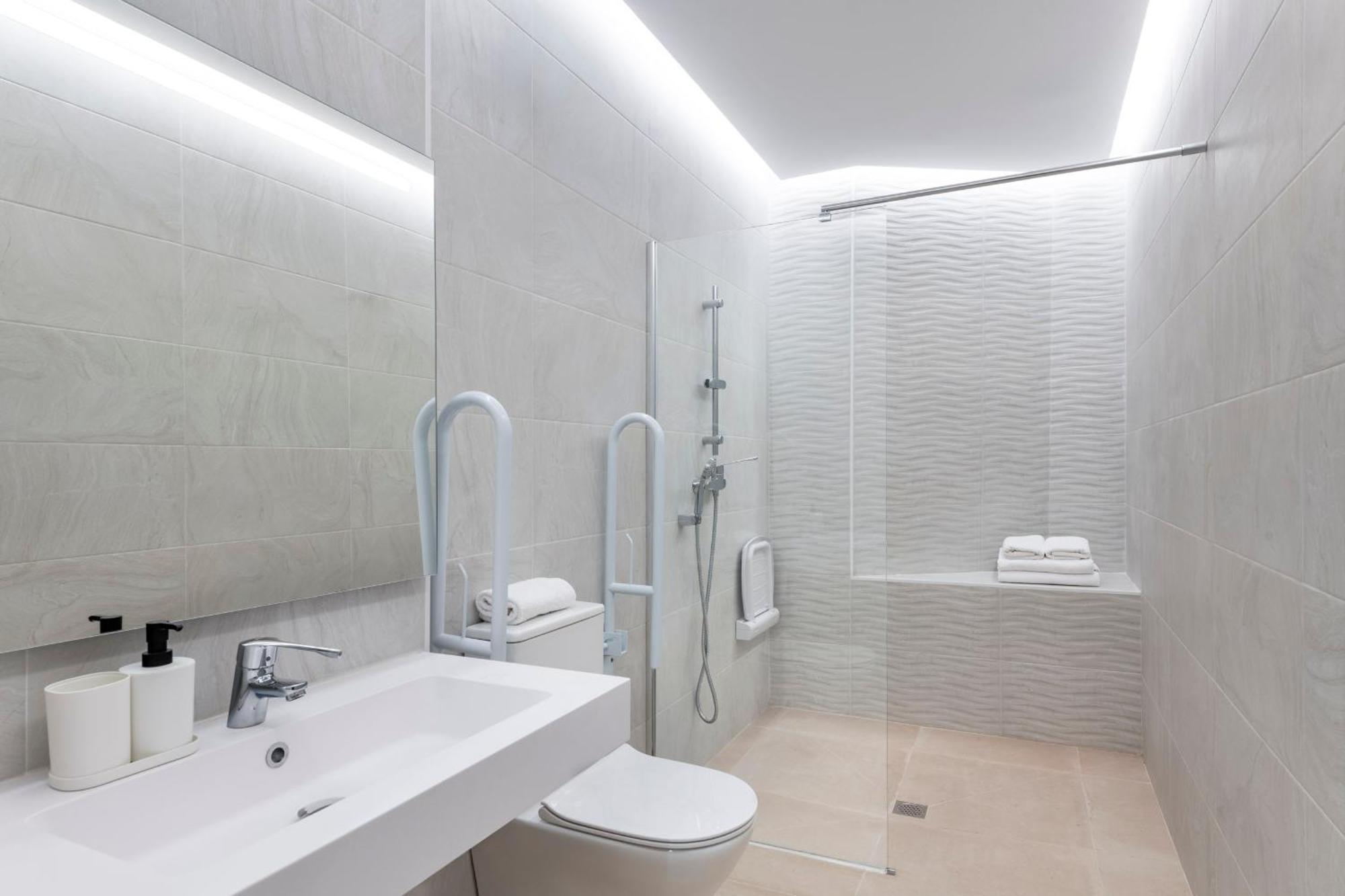 Magno Apartments Monte Carmelo Севилья Экстерьер фото